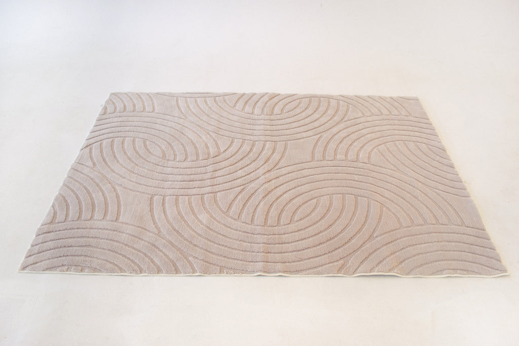 Gray helmet for bikers